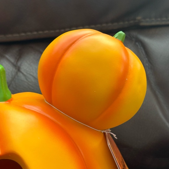 Disney Halloween Mickey Mouse Light Up Pumpkin - Picture 3 of 15